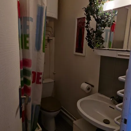 Rdc - Marina 4 - 13 Allee Des Pinons - 0-1 *